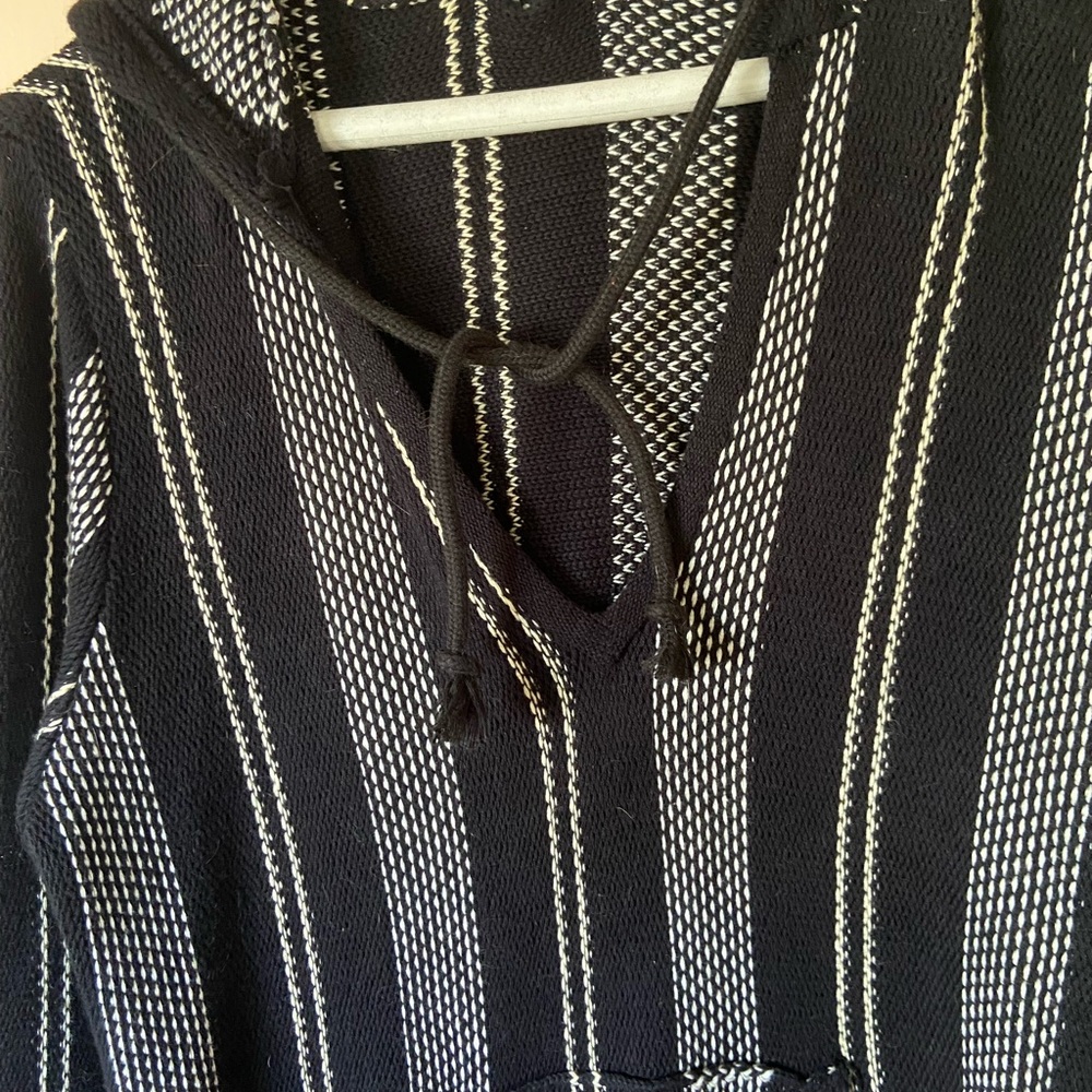 O’Neill Surf B/W Striped Hoodie